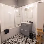 דירה Charming Center Flat *