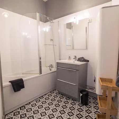 Διαμέρισμα Charming Center Flat *