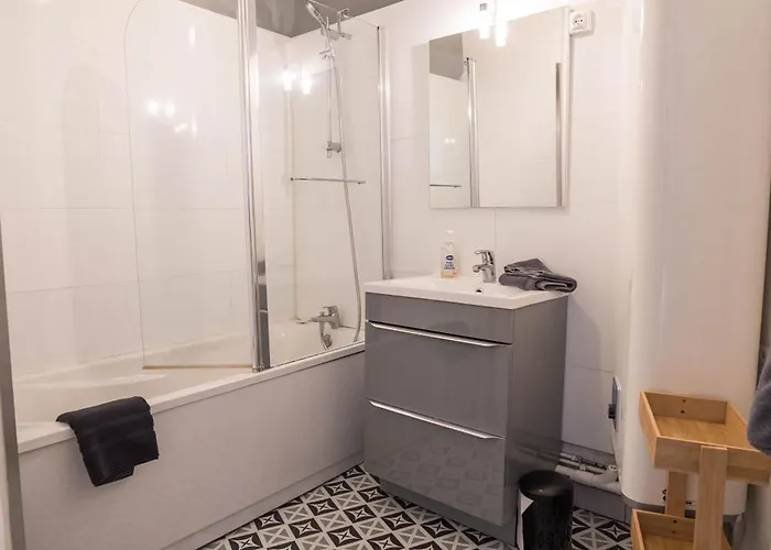 Διαμέρισμα Charming Center Flat *